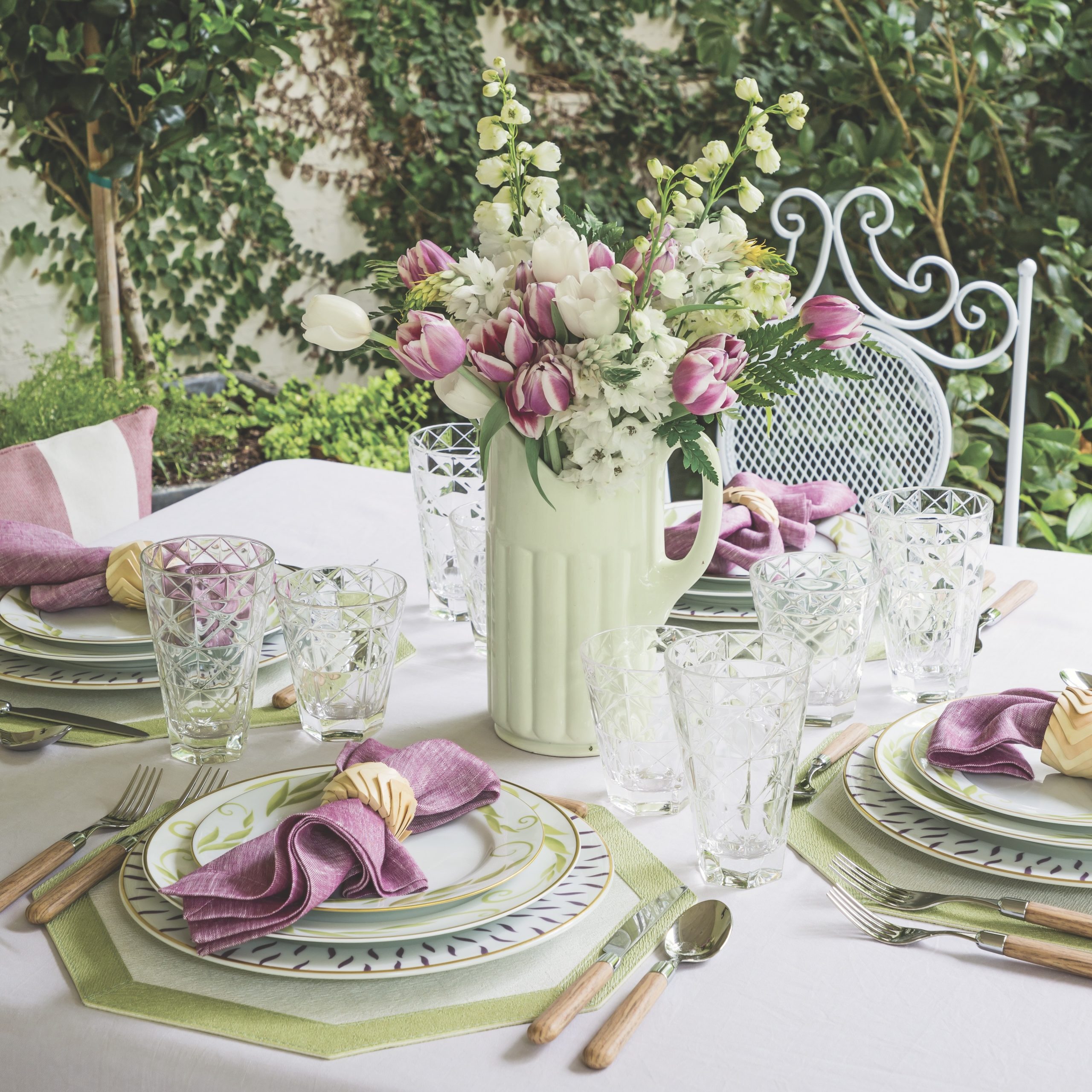 5 Gorgeous Green Tabletop Looks
