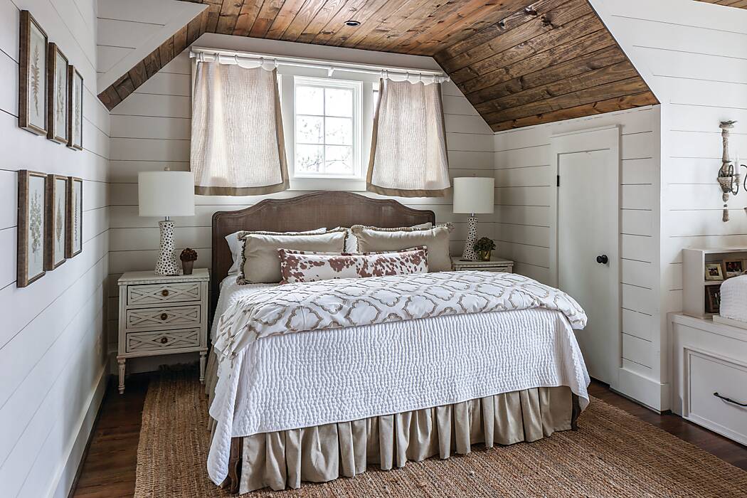 Southern hospitality in farmhouse-style bedroom
