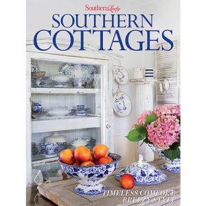 Southern Lady's Southern Cottages 2022 issue cover
